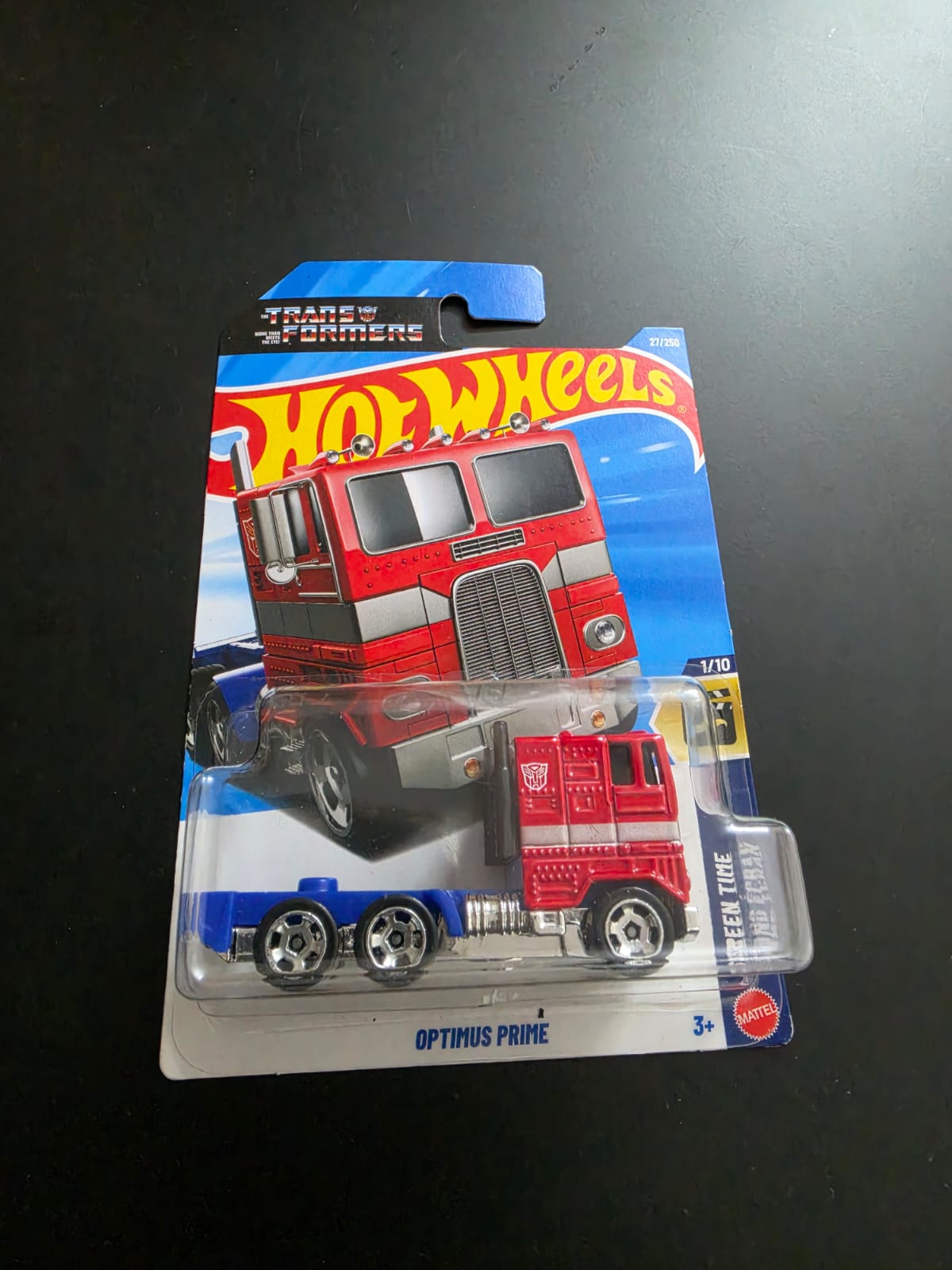 Hot Wheels Mainline : Optimus Prime (Imported)