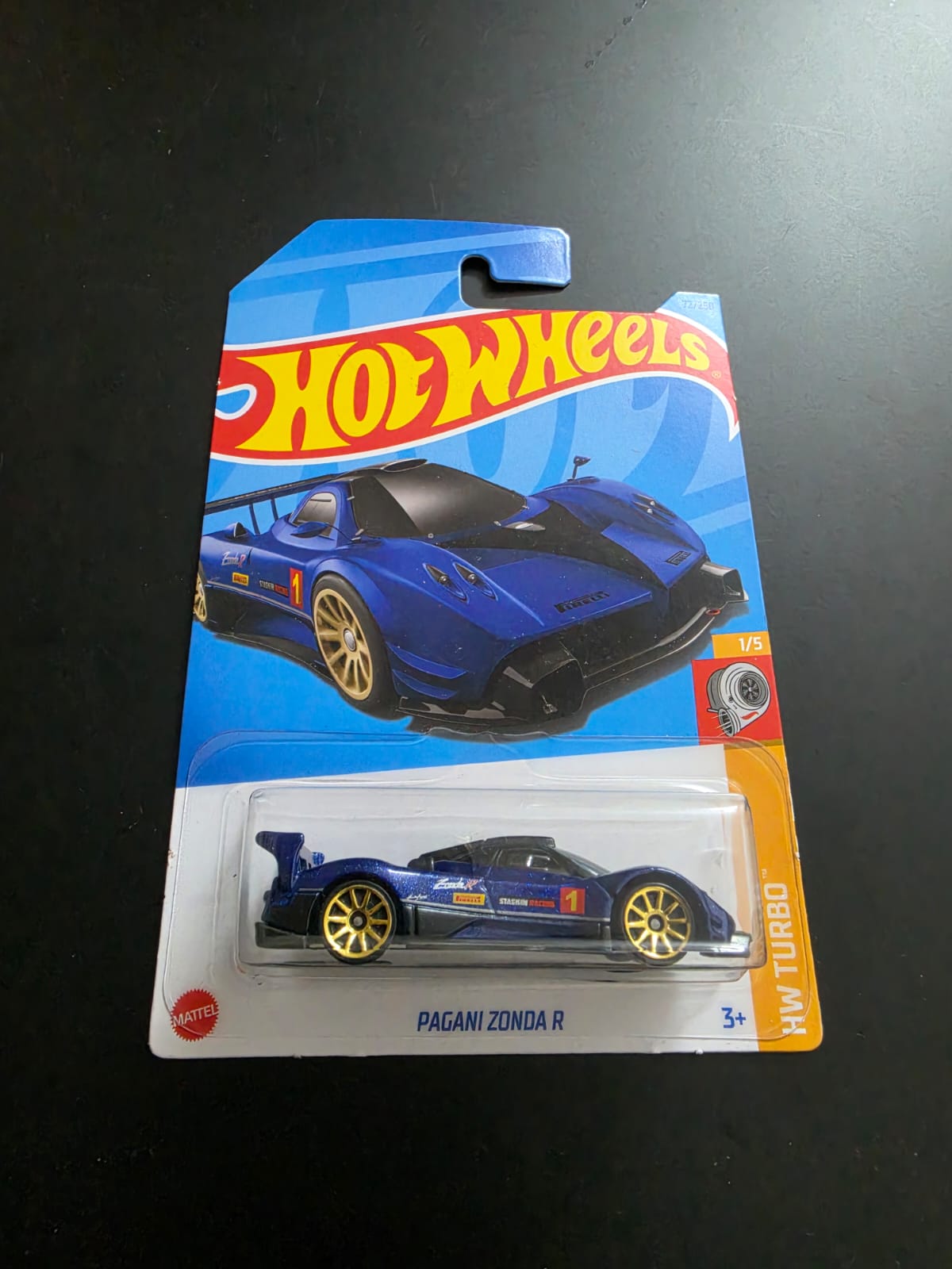 Hot Wheels Mainline : Pagani Zonda R (Imported)