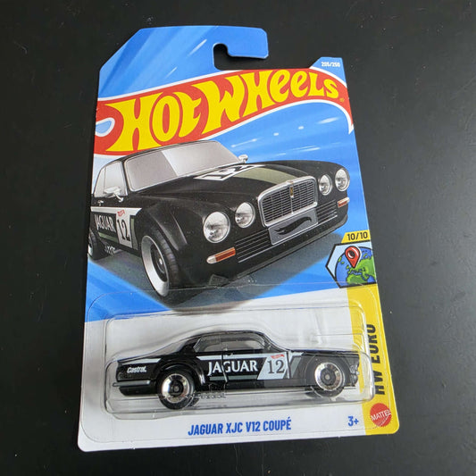 Hot Wheels Mainline Q Case 2026 : Jaguar XJC V12 Coupe