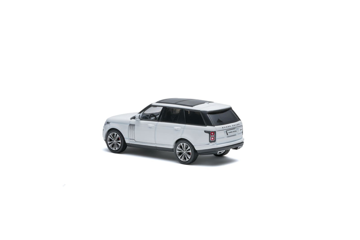 Massdi 1:64  2020 Range Rover White